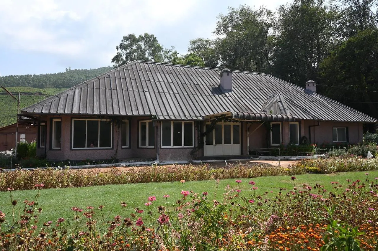 Ama Stays And Trails Tea Estate Bungalows , Munnar Villa