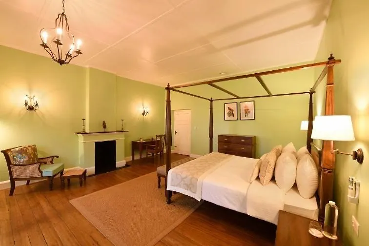 Ama Stays And Trails Tea Estate Bungalows , Munnar Villa