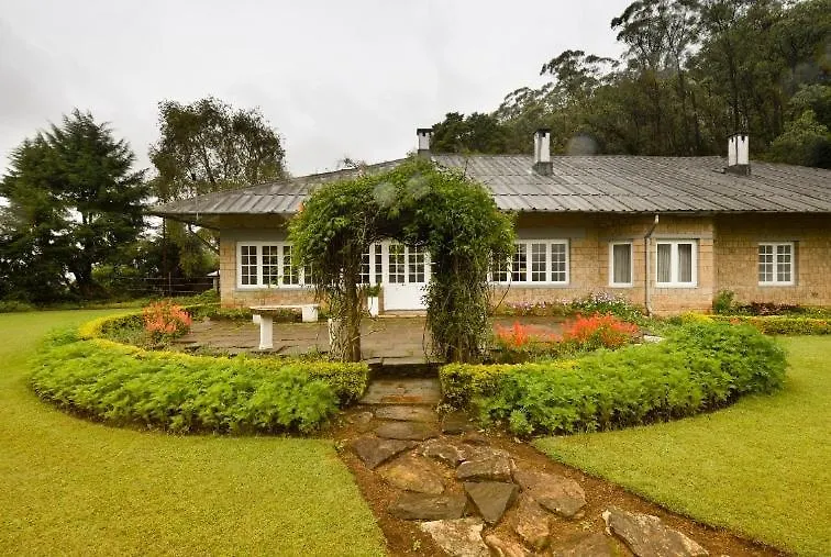 Villa Ama Stays And Trails Tea Estate Bungalows , Munnar